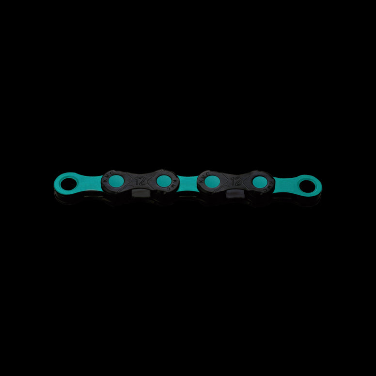 Dlc 12 Waxed Chain 118l Kmc