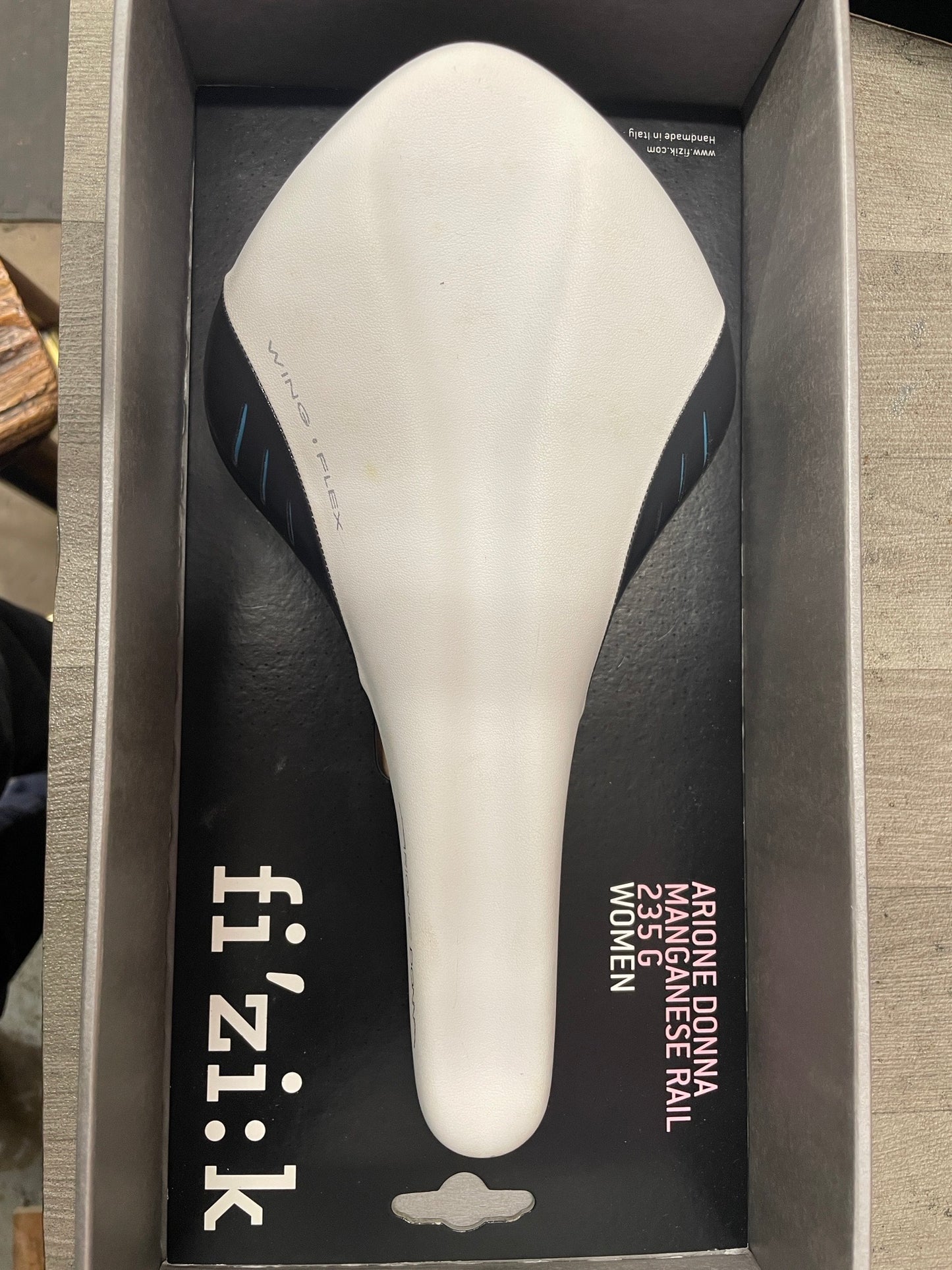 Fi'zi:k Arione Donna Saddle