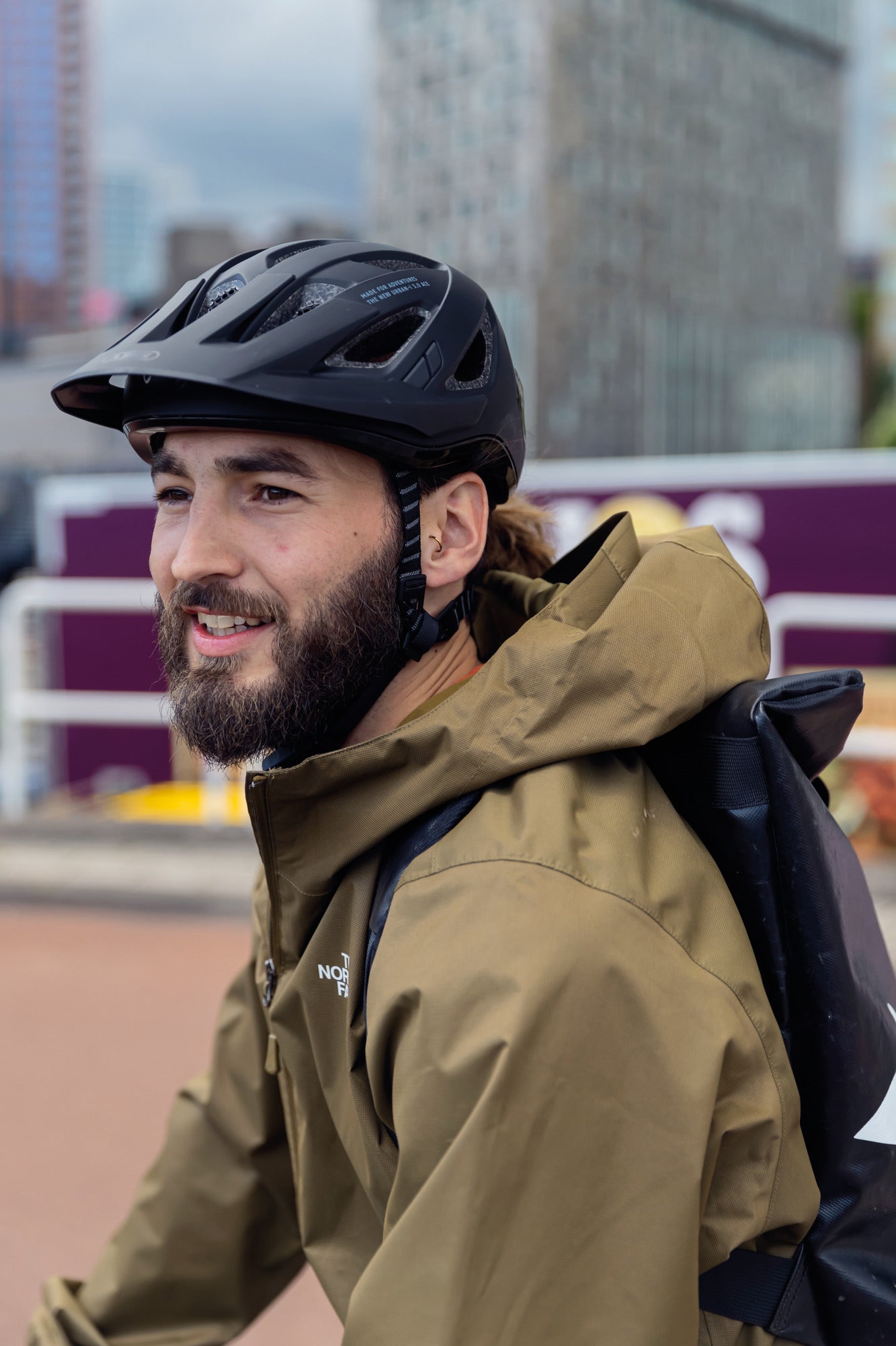 ABUS Urban-I 3.0 MIPS Urban Helmet in Velvet Black