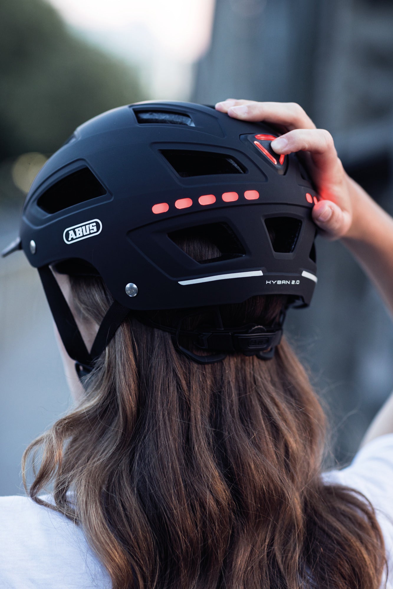 ABUS Hyban 2.0 LED Urban Helmet in Signal Black