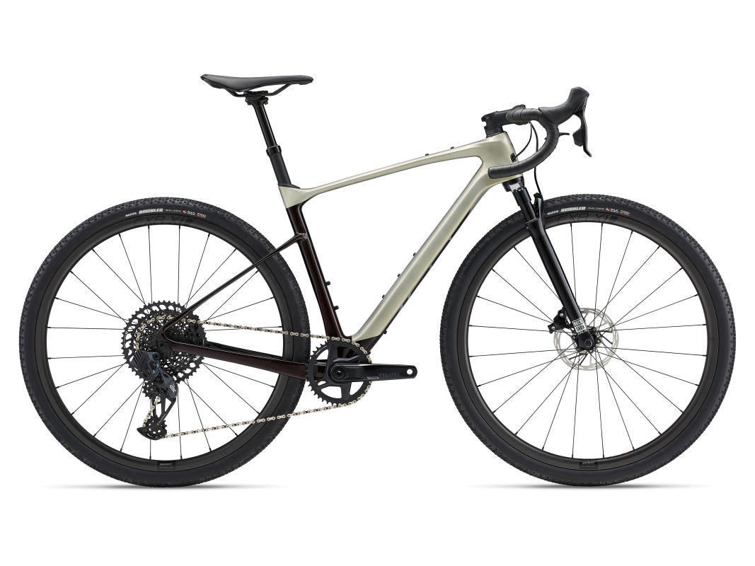 Revolt giant 2021 top