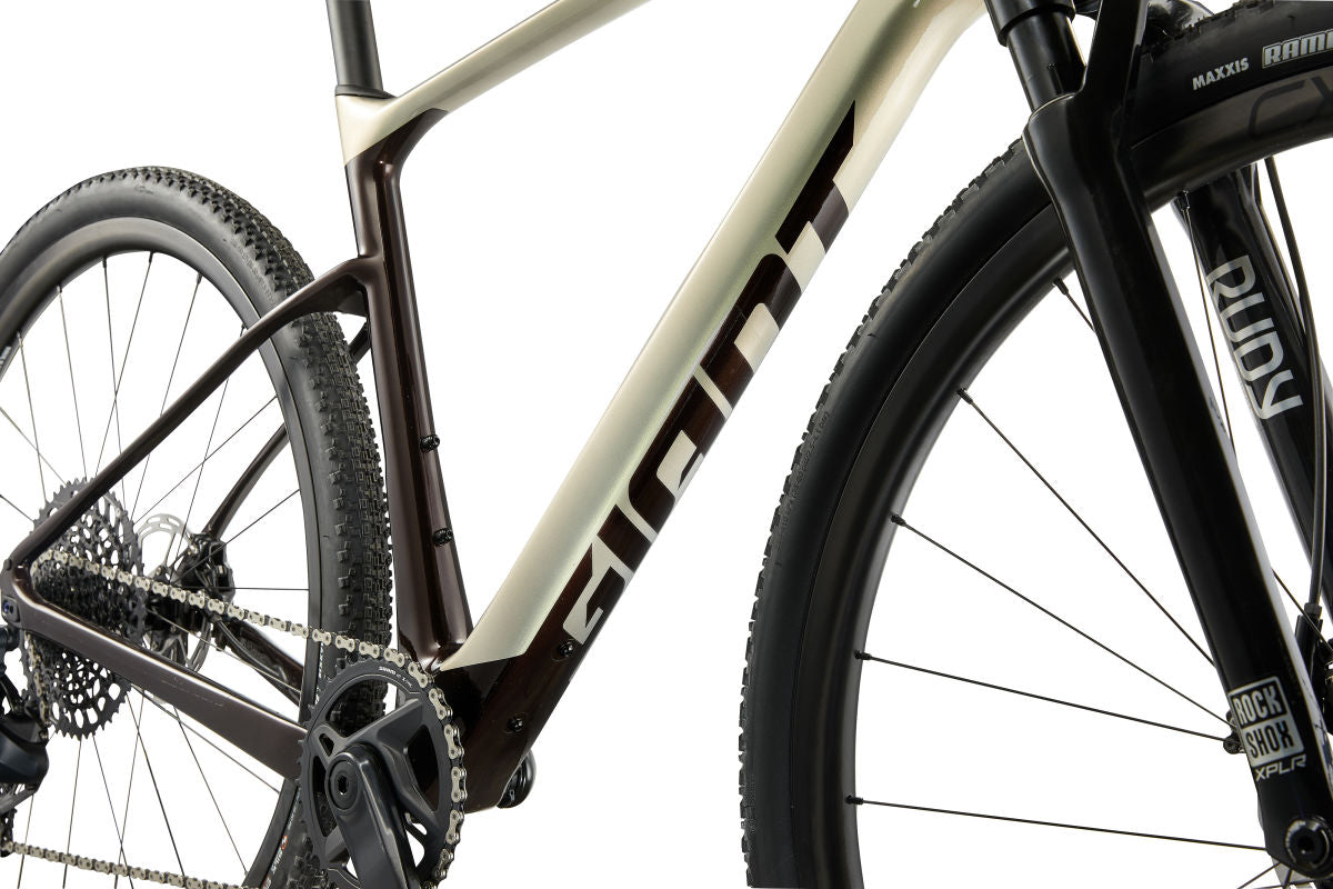 Giant Revolt X Advanced Pro 1 (2024)