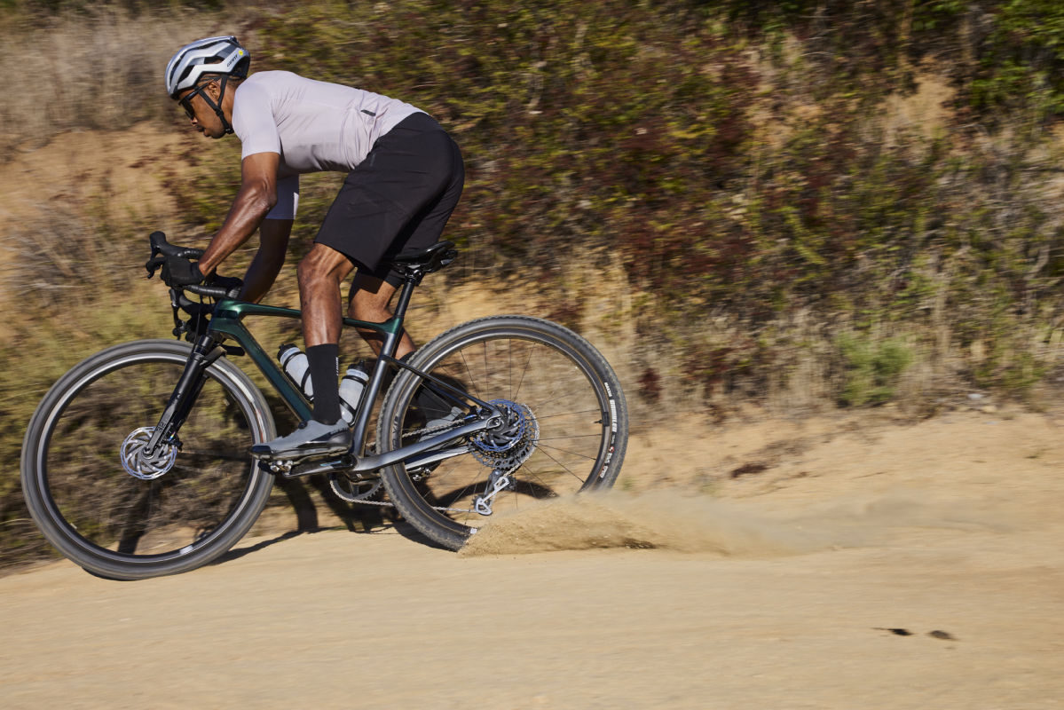 Giant Revolt X Advanced Pro 0 (2024)