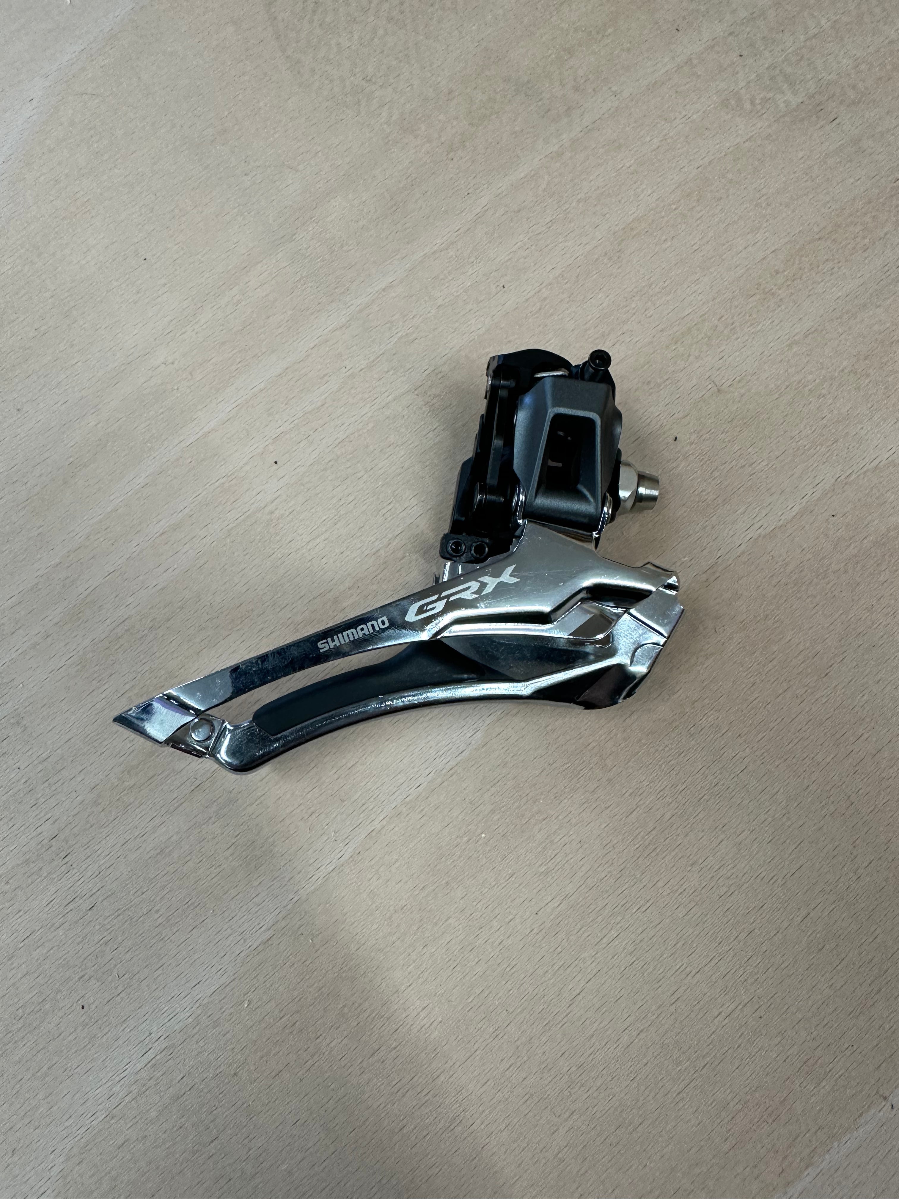 SHIMANO GRX FD-RX810 Front Derailleur 2x11-speed braze on