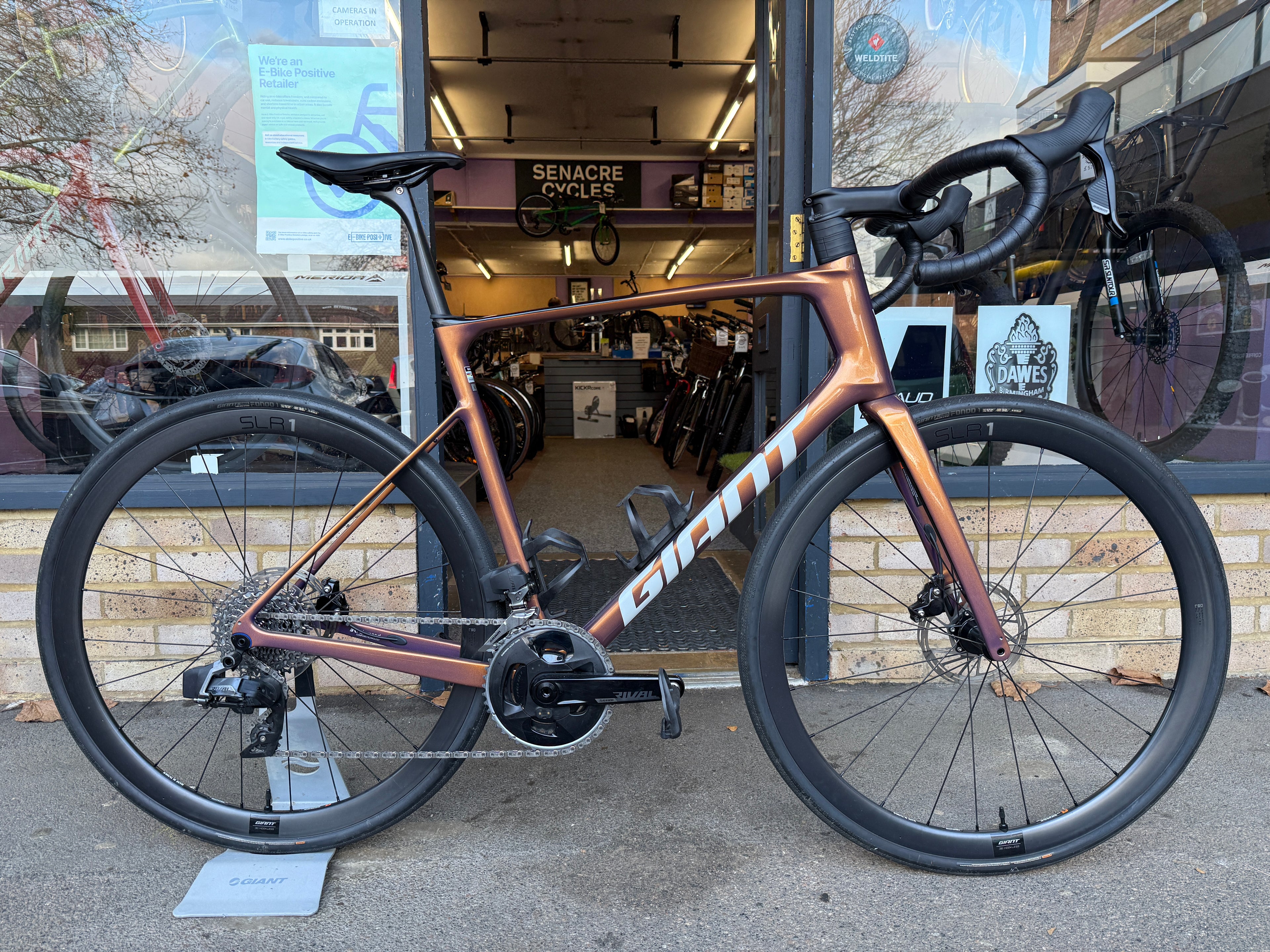 Giant Defy (2025) Advanced Pro 1 - Large