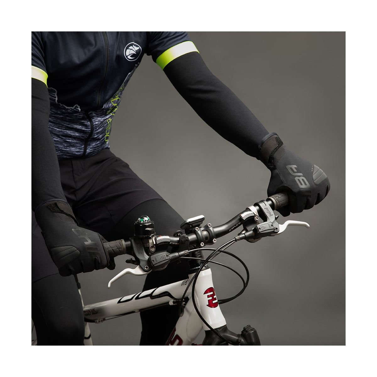 Chiba Bio-X-Cell Winter Warm-Line Thermal Waterproof Glove in Black