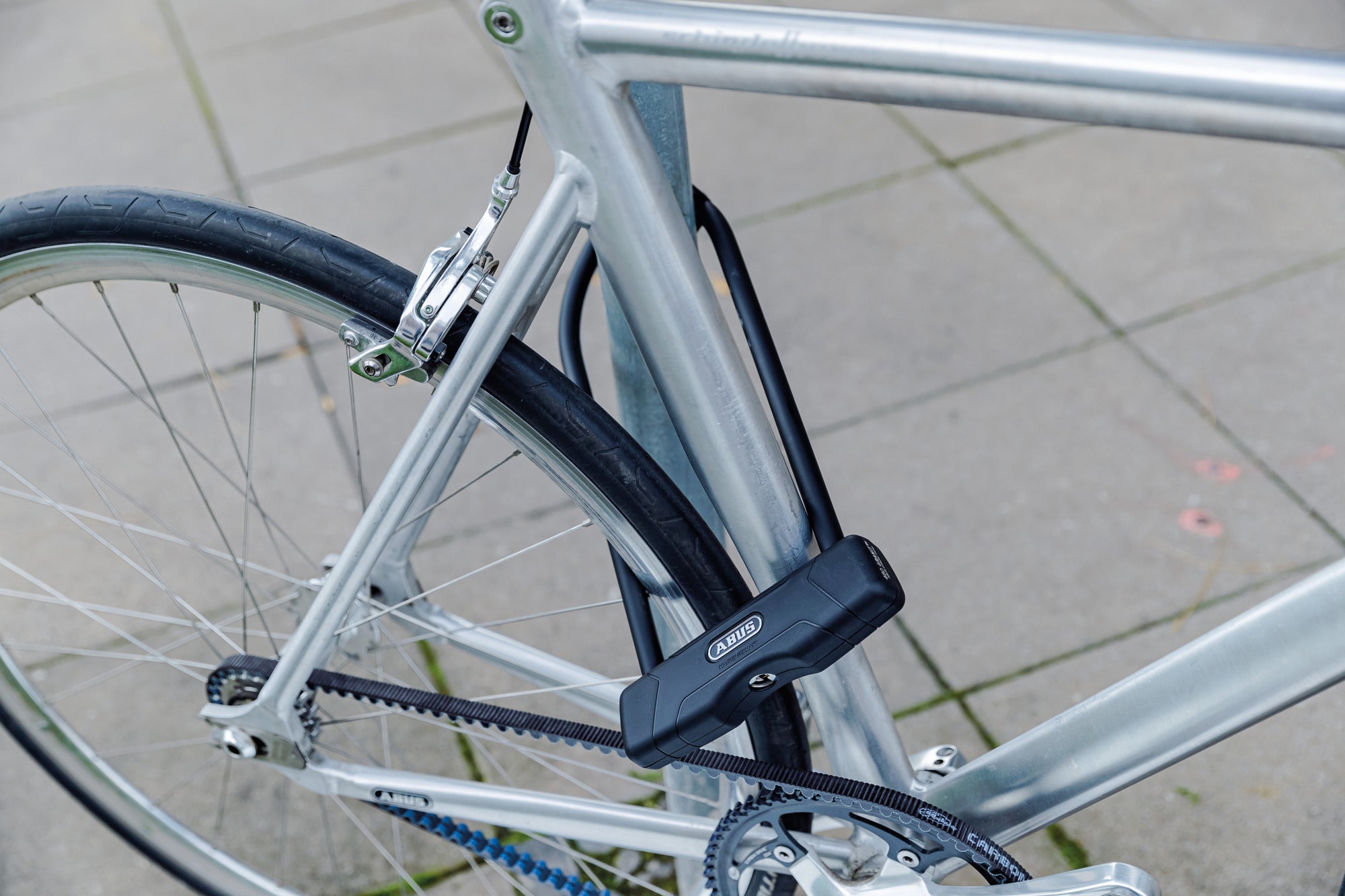 ABUS Granit 460 U-Shackle Lock 150/230mm (Silver Sold Secure)